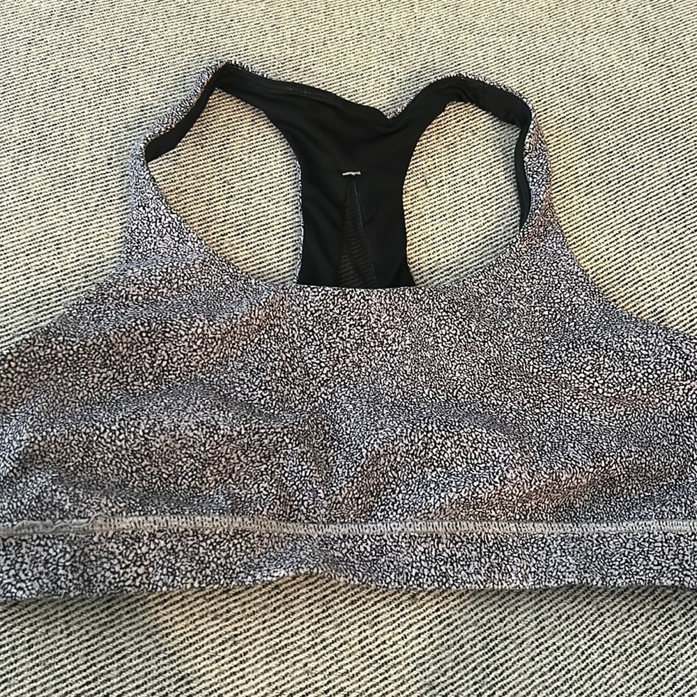 Lululemon athletica invigorate sports bra
